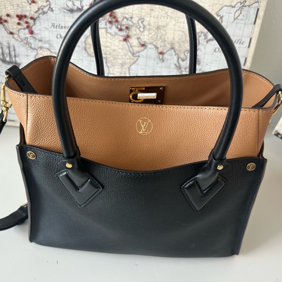 Louis Vuitton tote monogram and leather - Picture 7 of 9